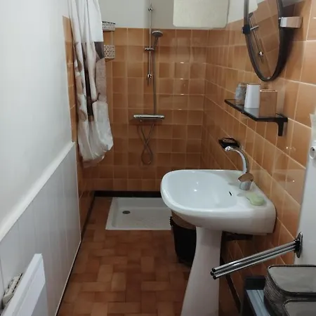 Centre Apartment *